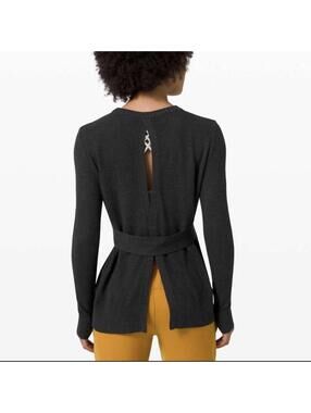 Lululemon Sincerely Yours Sweater in heathered deep coal dark gray Size 6